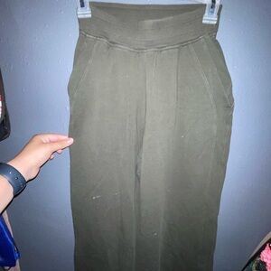 LA Wide Leg High-Waisted Pants
